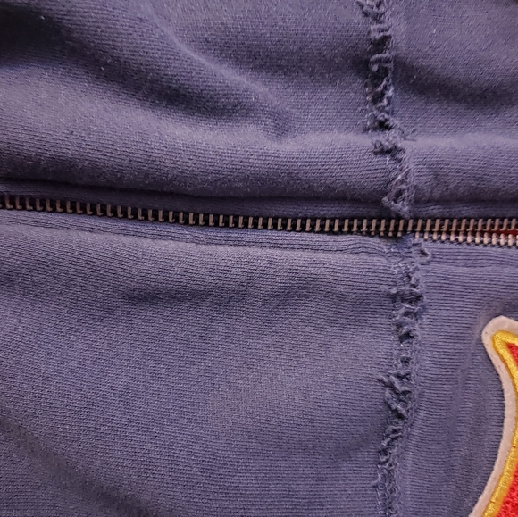 New Disney 40 year Anniversary Zipup hoody - Picture 7 of 14